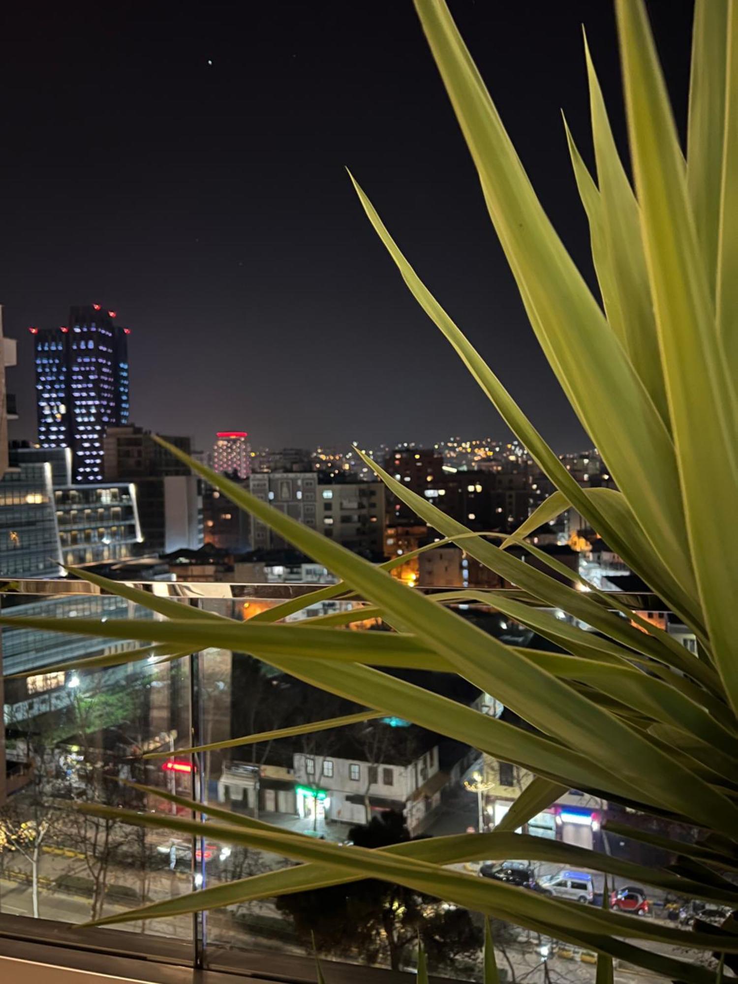 Rooftop City Light Tiranë Eksteriør bilde